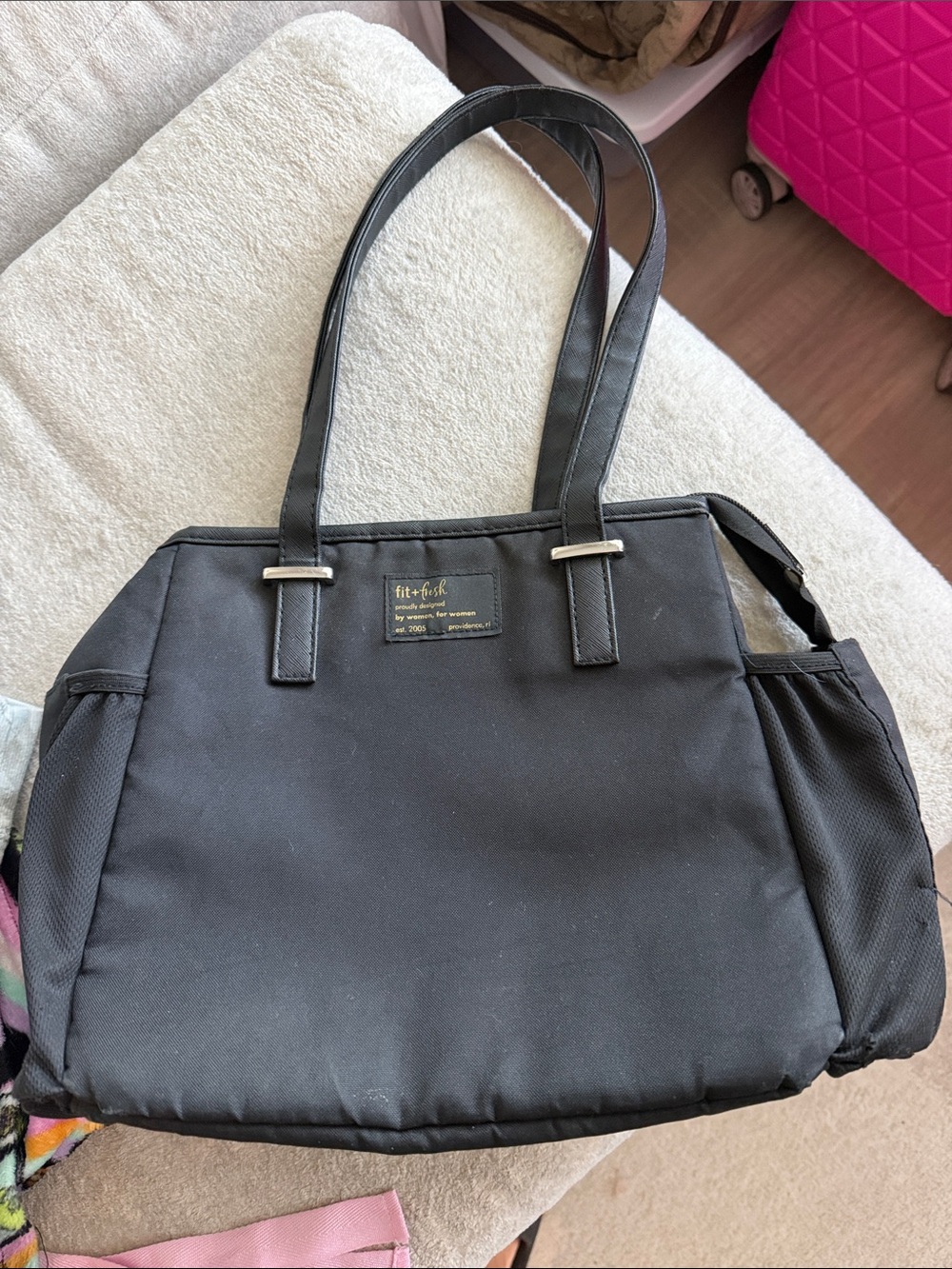 Fit + Fresh Black lunch Bag with Dual Shoulder Straps